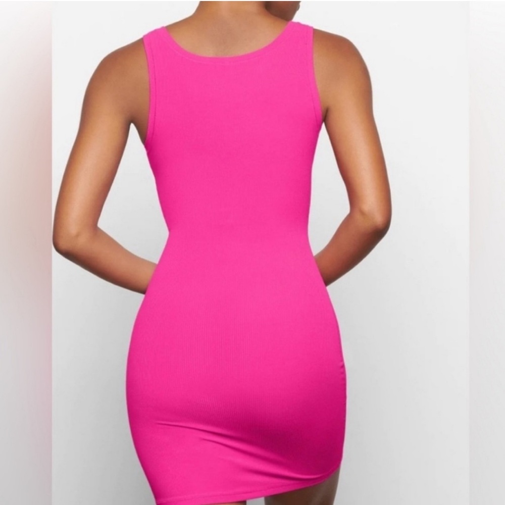 Skims Vibrant Pink Bodycon Dress - Picture 2 of 6